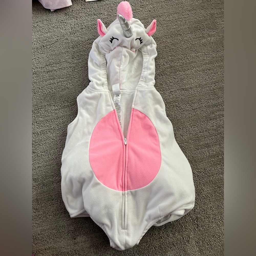 Carter’s white and pink 24 month unicorn costume